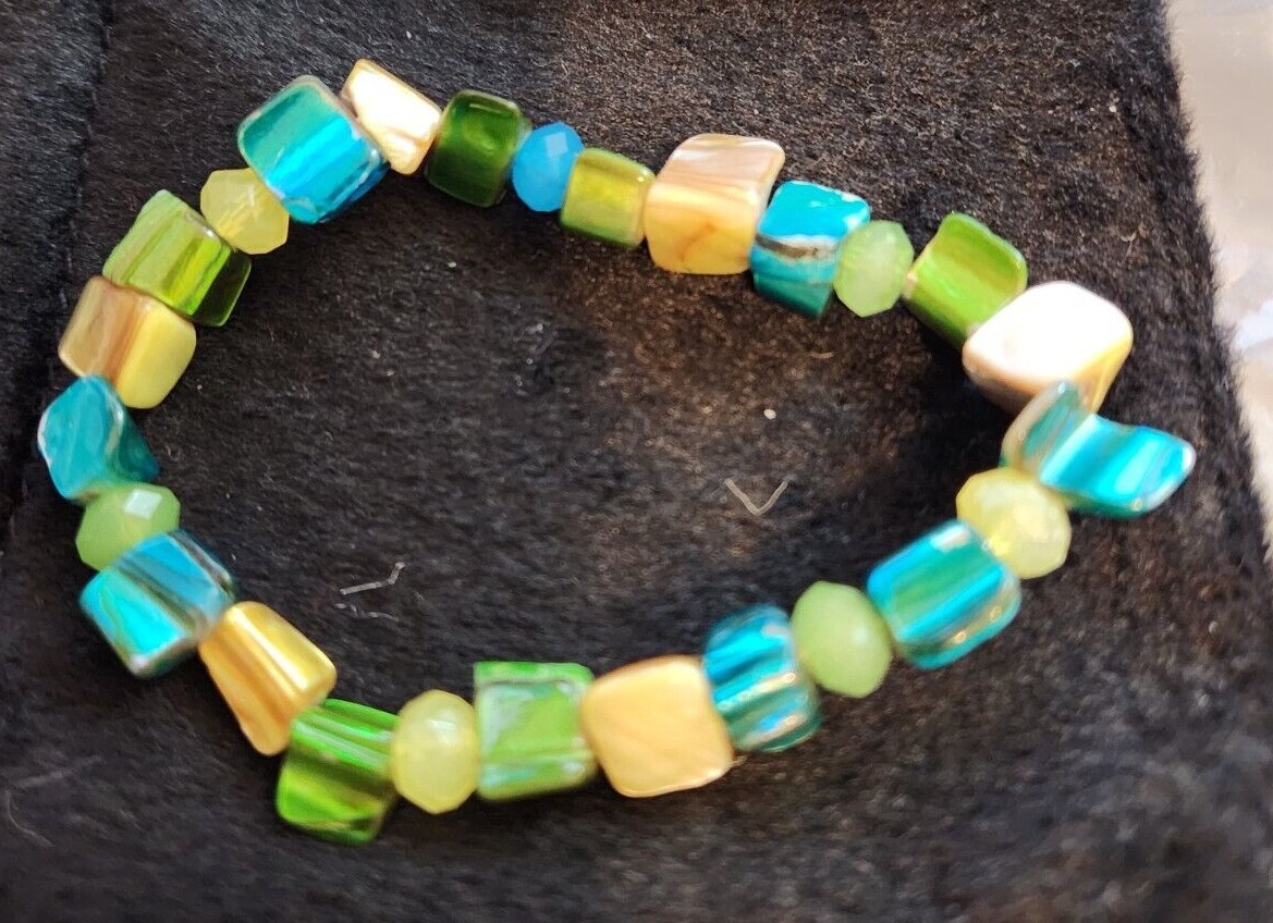 Buyer’s Choice Colorful Bracelets Discount on Multiple Bracelets-Free Shipping