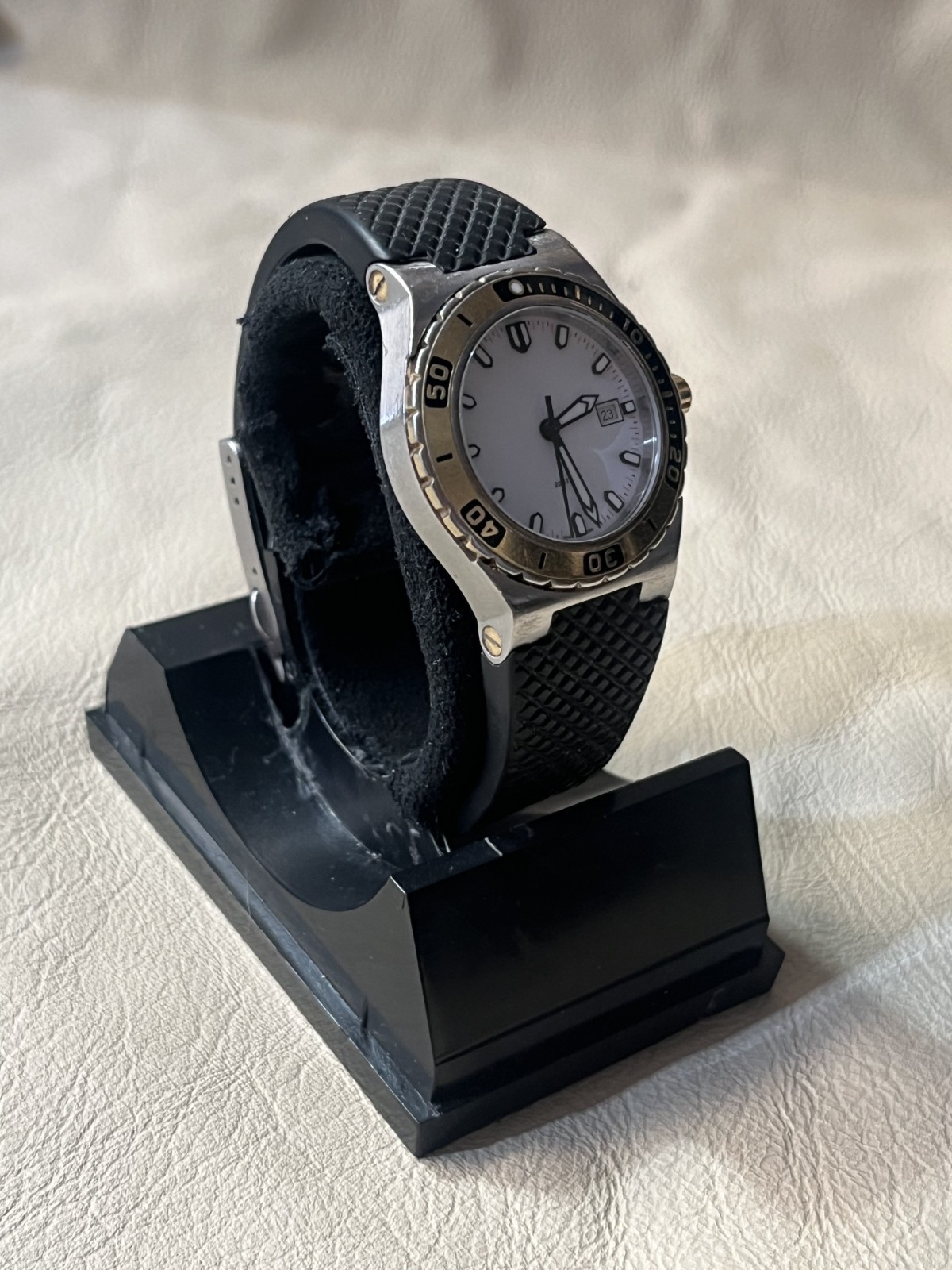 Allon’s Diver 20 ATM/200M Diving Watch
