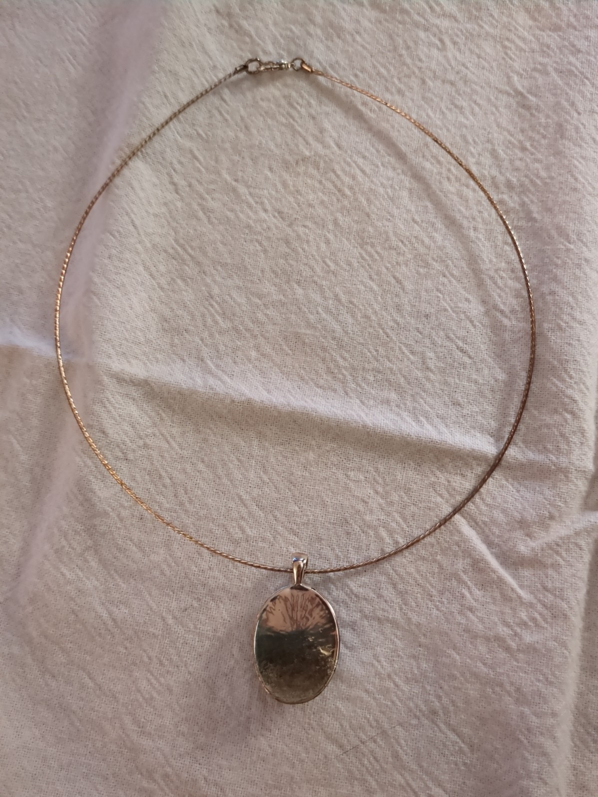 Blue Cat Eye Wire Necklace