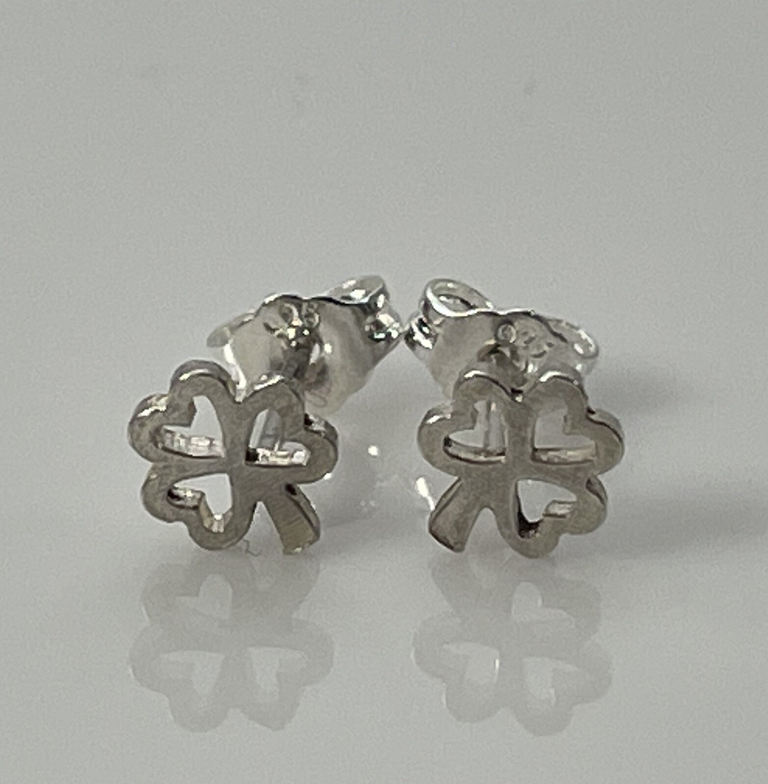 STERLING SILVER 925 Heart Clover Stud Earrings Jewelry
