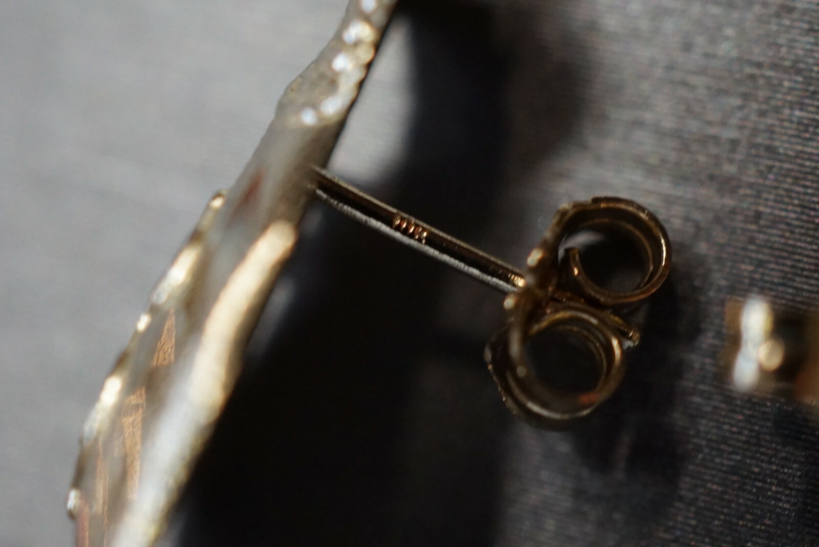 10K Solid Yellow Gold 0.75″ Diamond Cut Money Bag Stud Earrings.