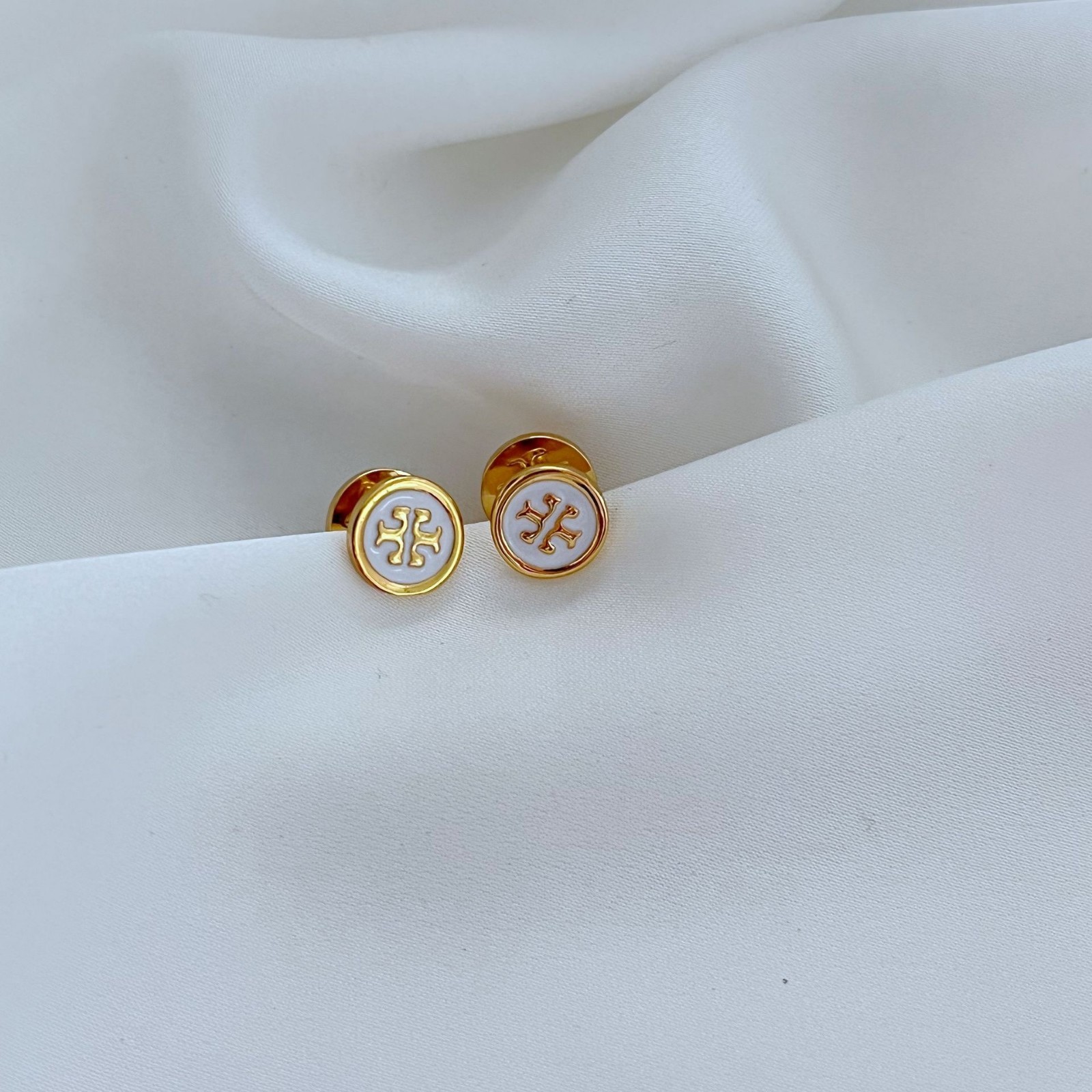 New Tory Double Face White & Crysta Earrings with Jewelry Pouch
