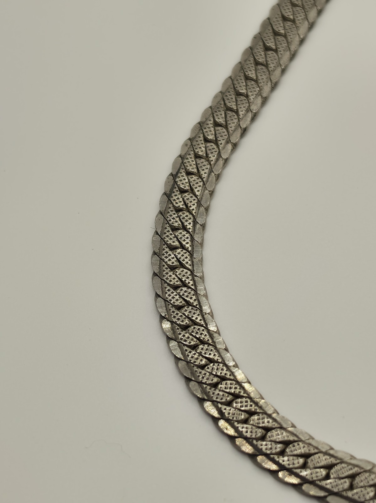 Vintage Sterling Silver 925 Herringbone Chain Necklace – 22″ & 32 Grams Heavy!