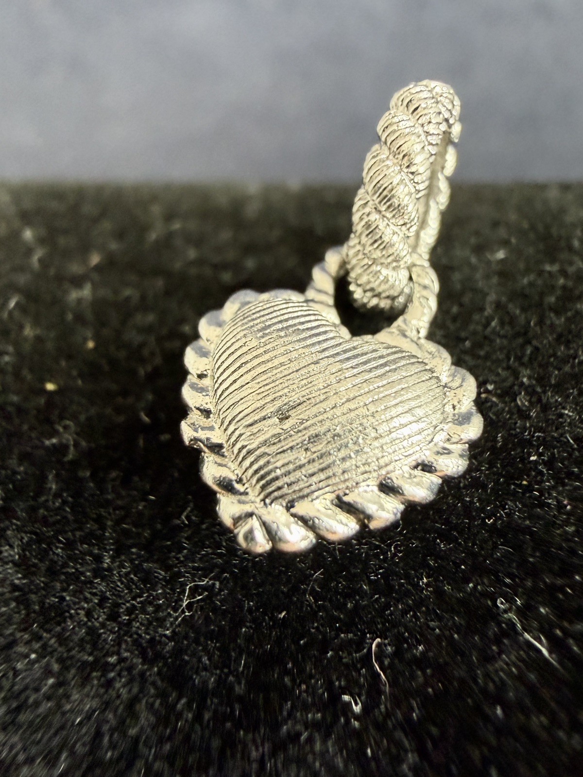 JUDITH RIPKA Sterling Silver Blue Sapphire Heart Cable Twist Oval Link Charm