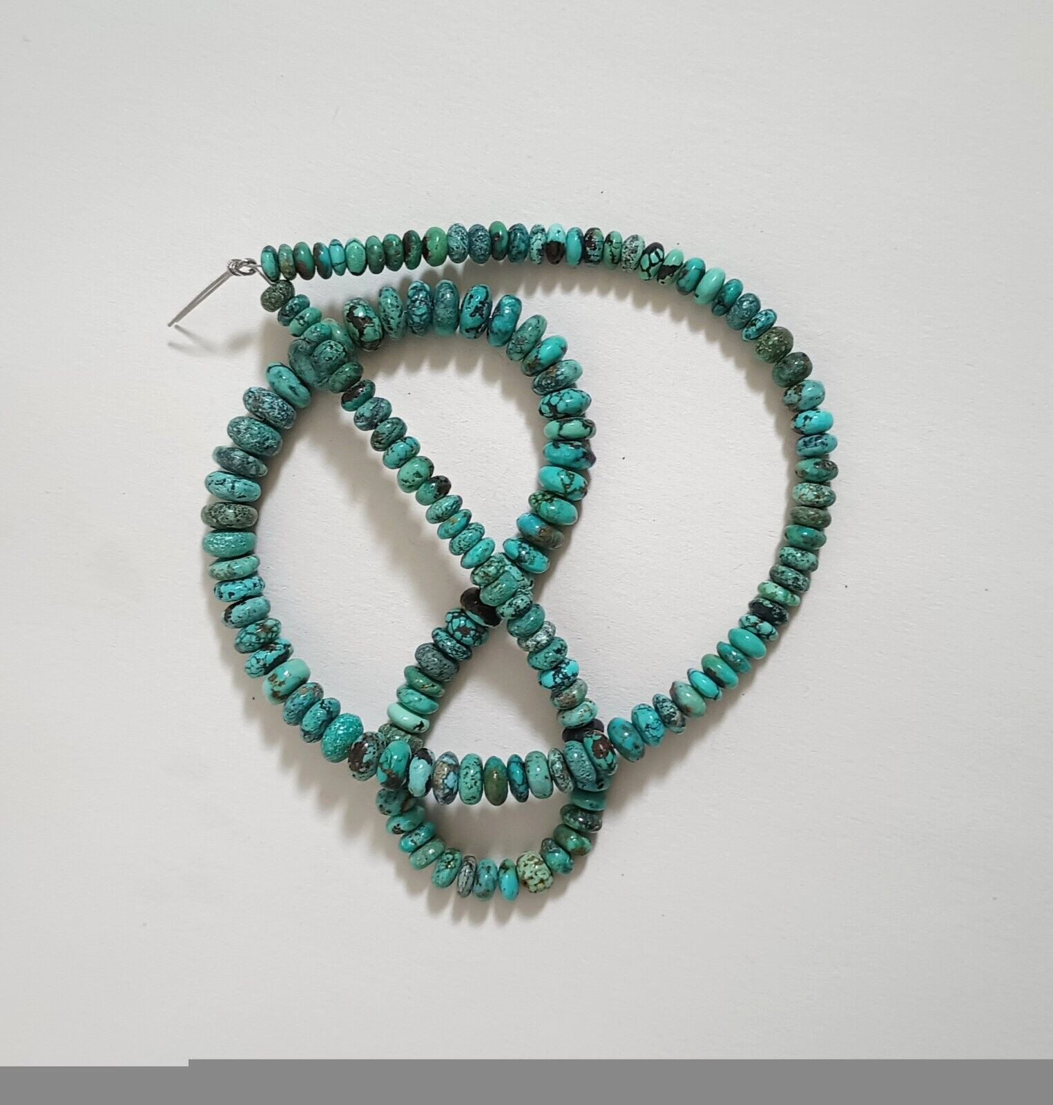 OLD STOCK, HI-GRADE HUBEI TURQUOISE 4.5-8MM RONDELLE BEADS – 17.75″- 3289E