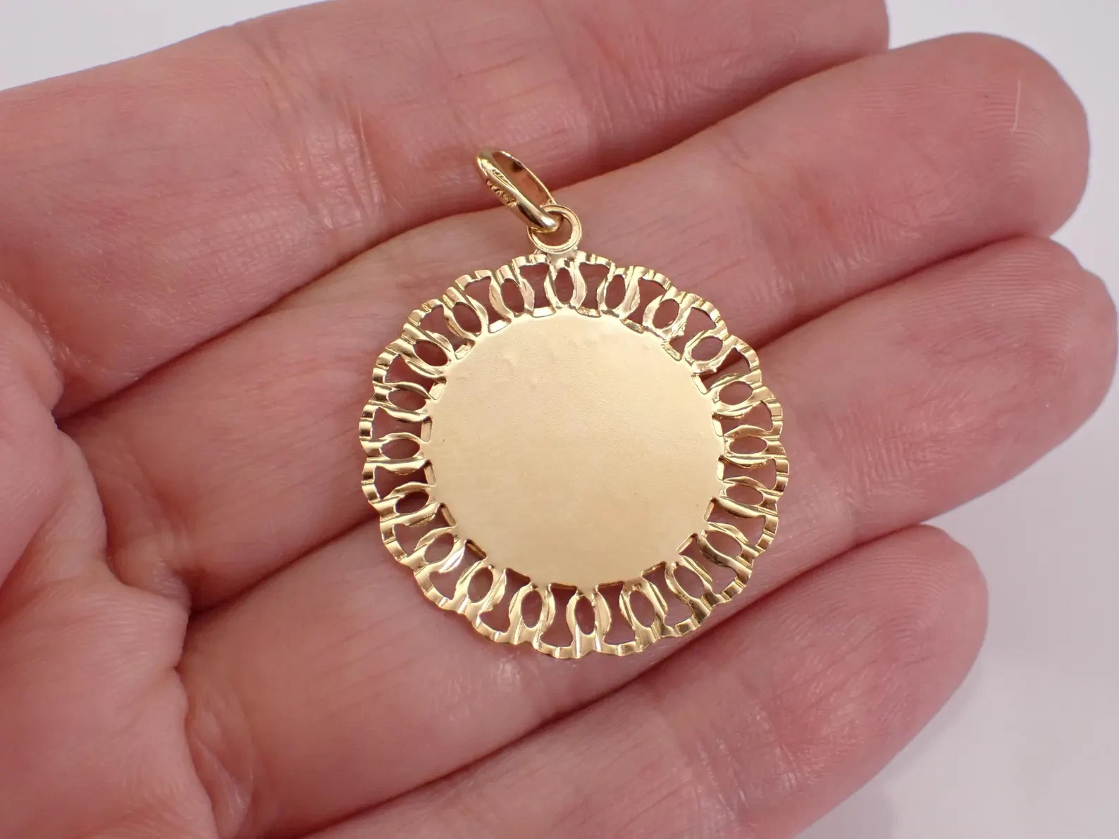 Nefertiti Charm No Stone Egyptian Cleopatra Pendant 14K Yellow Gold Plated.
