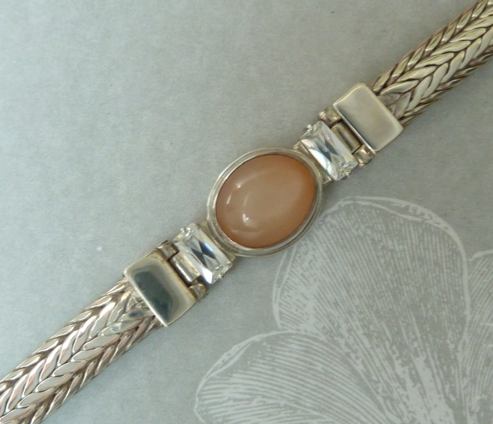 Vintage Sterling Java Bracelet, 16 X 14mm Moonstone, Awesome Clasp, Konder #360