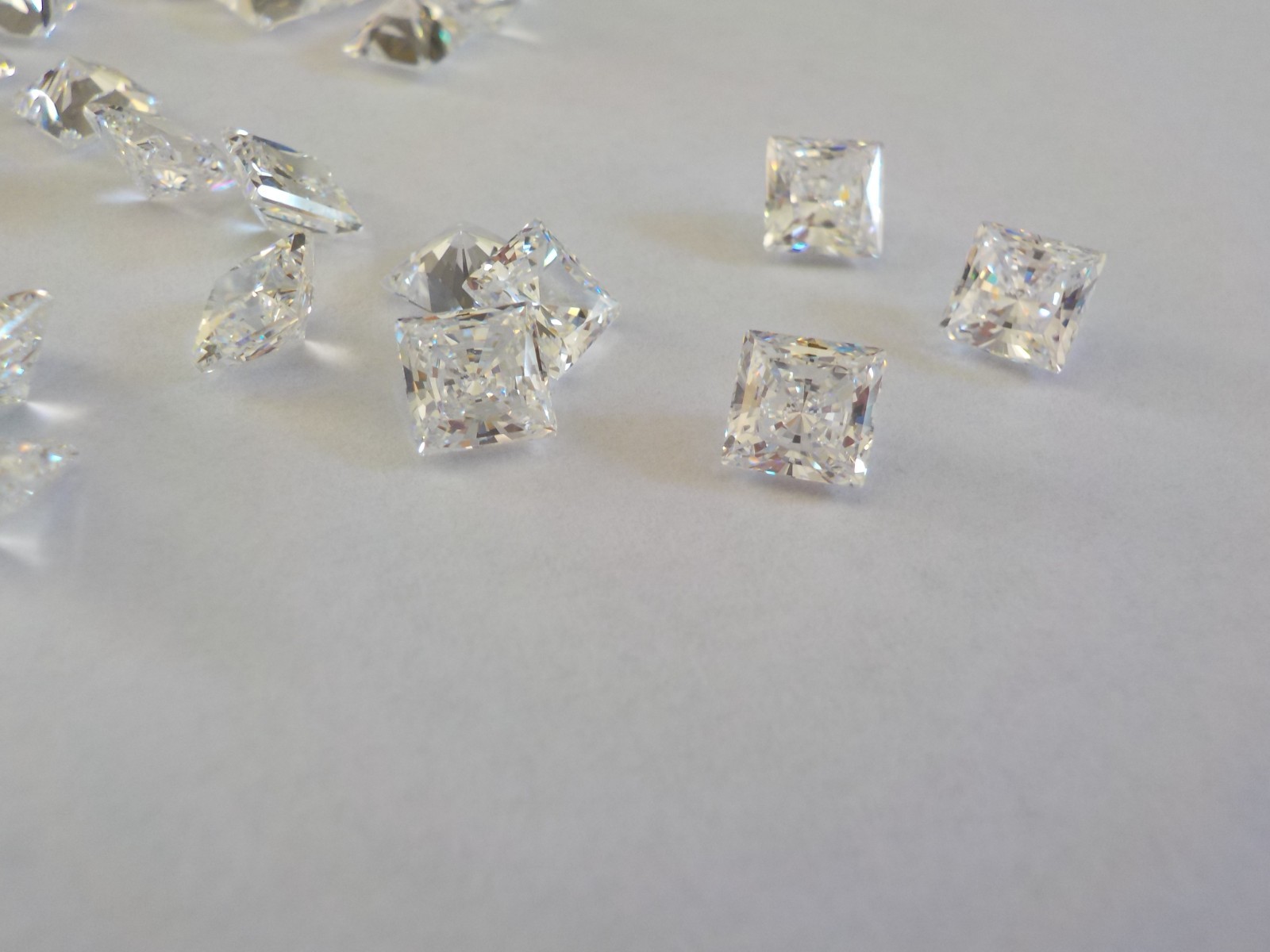 Square Cubic Zirconia Clear Stone 5 mm Pointed Back No Holes Total 12 Pieces