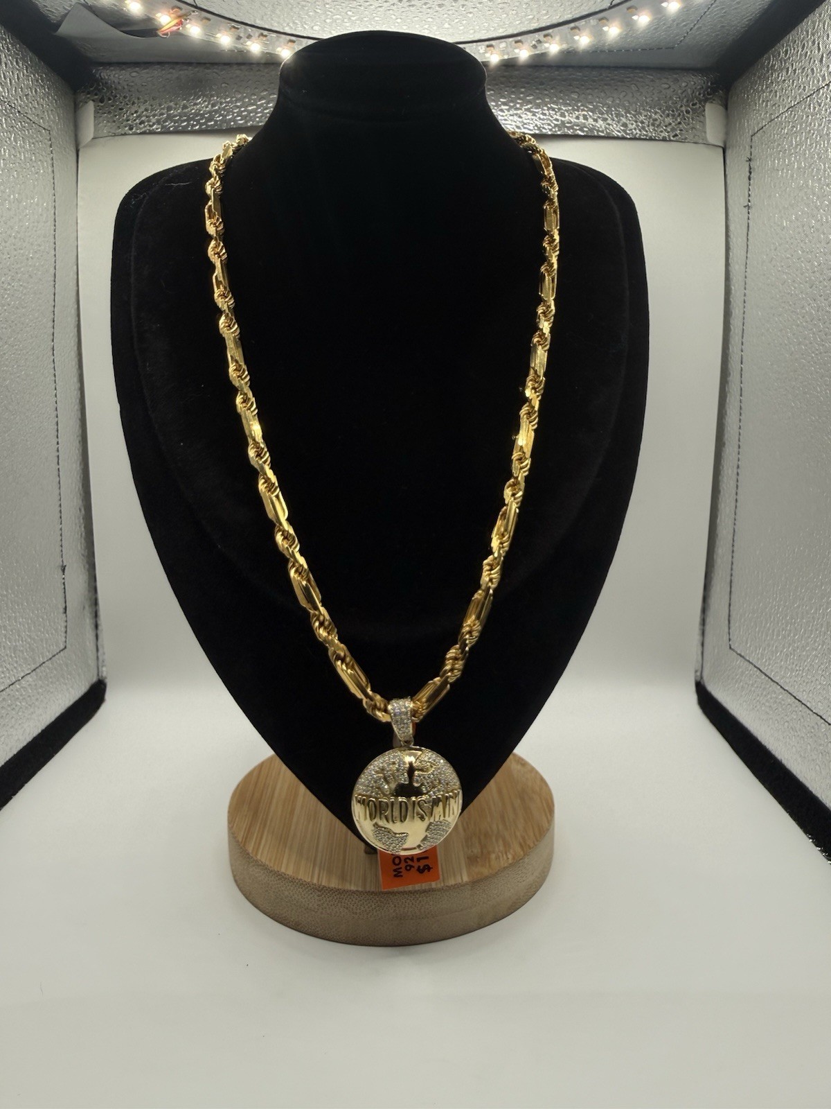 18k Gold Vermeil Sterling 925 Milano Chain With A Gold 925 Moissnaite Pendant