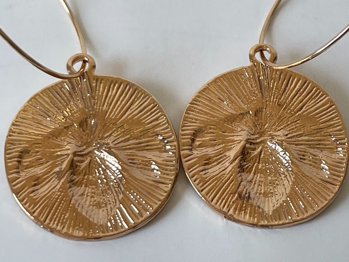 Boho Chic Bee Pattern Round Pendant Earrings For Everyday Wear
