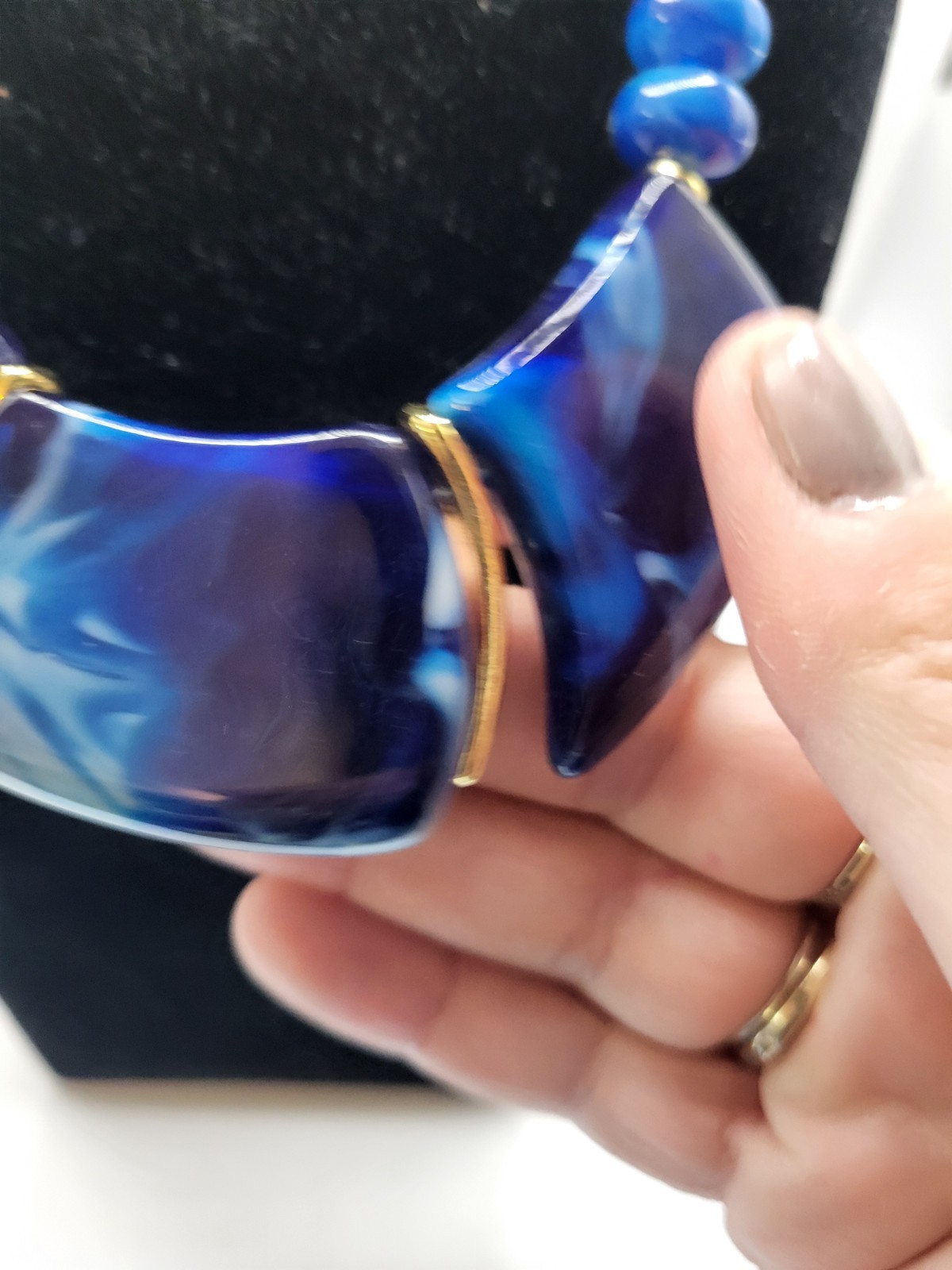 Vintage Blue Plastic Bead Necklace Chunky Statement Acrylic Lucite Style