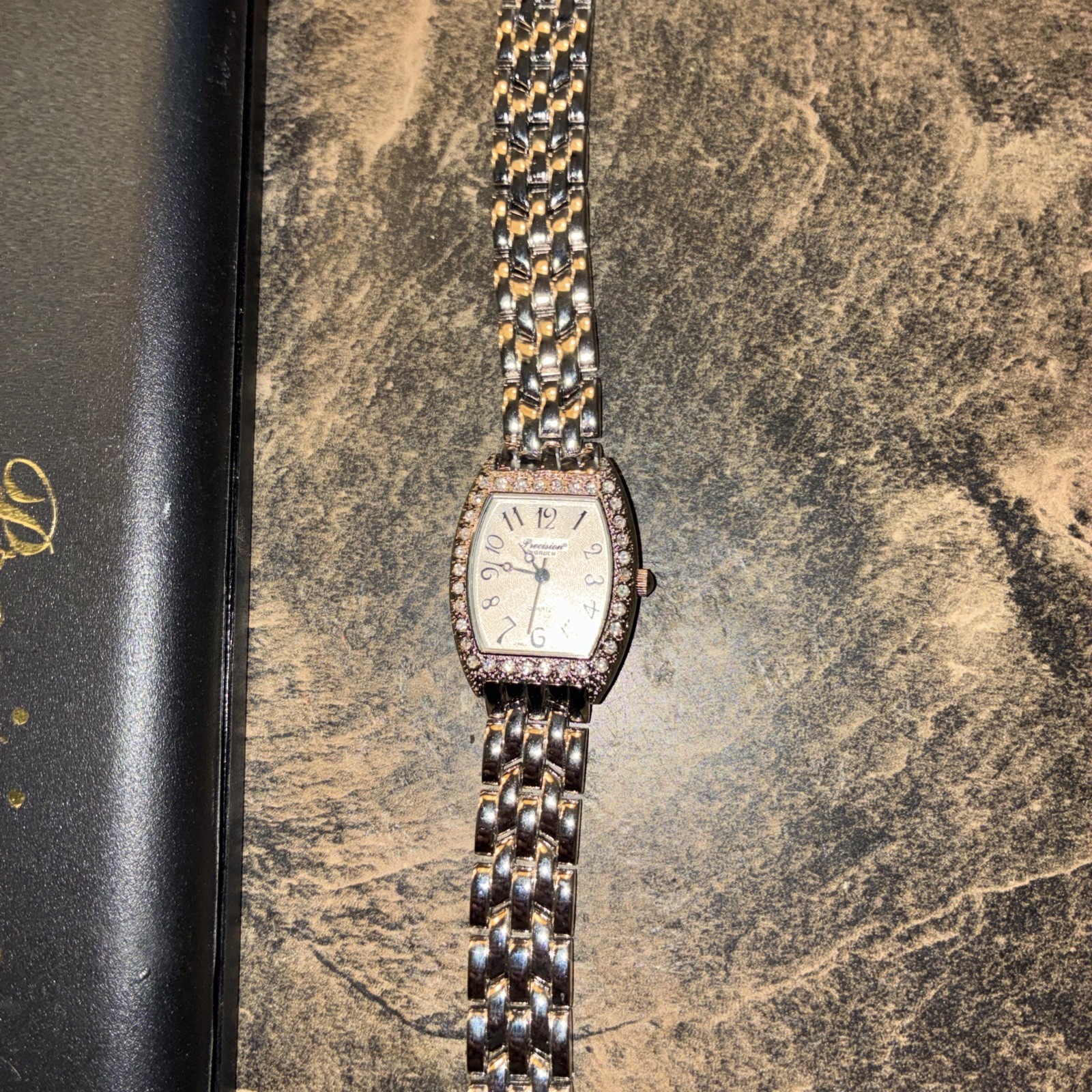 Vintage Precision Gruen Gp3047 199 Pc21 Ladies Dress Watch Works Needs Battery