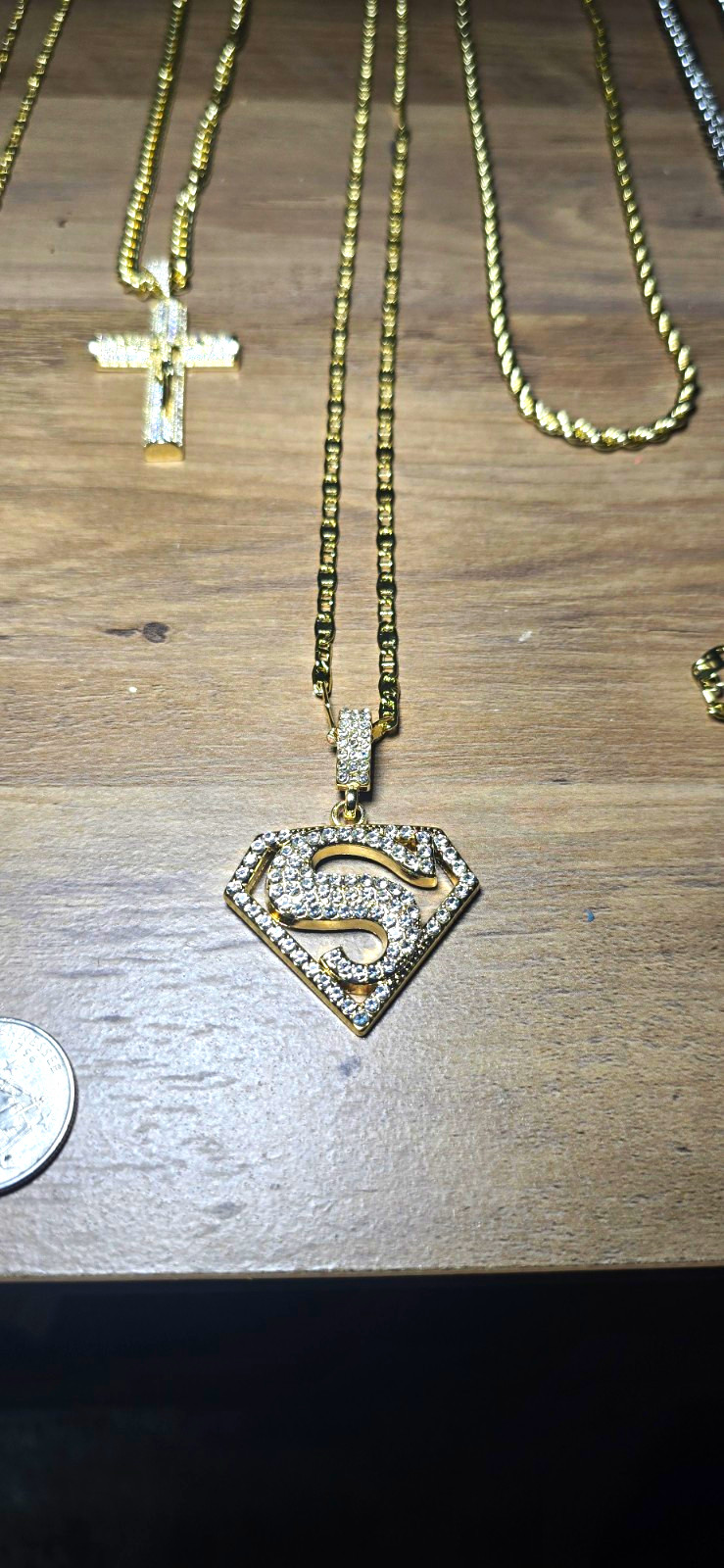 18k (750 Italy) Stamped Diamond Cut Mariner With Iced Cz Superman Pendant