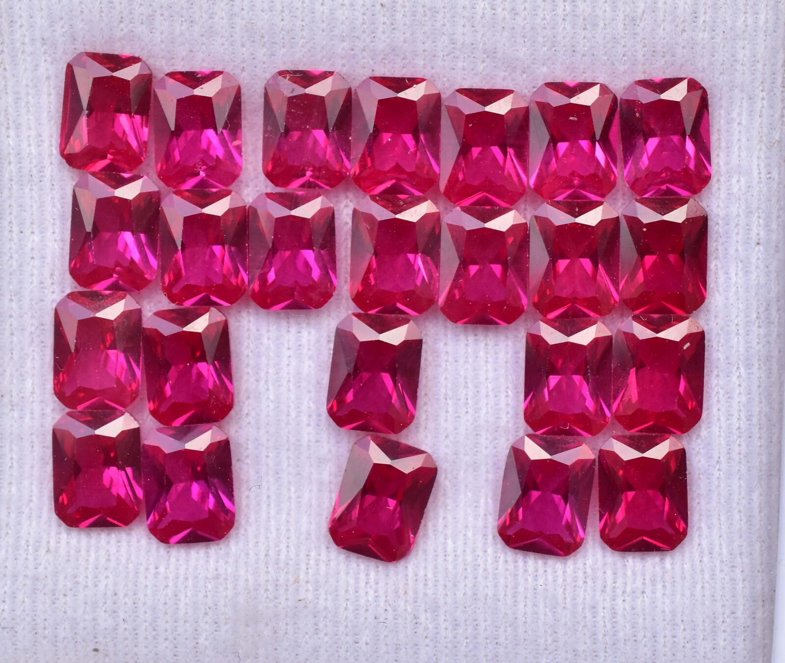 24 Pcs Natural Mogok Red Pink Ruby Emerald 7.80mm Certified Stunning Gemstone