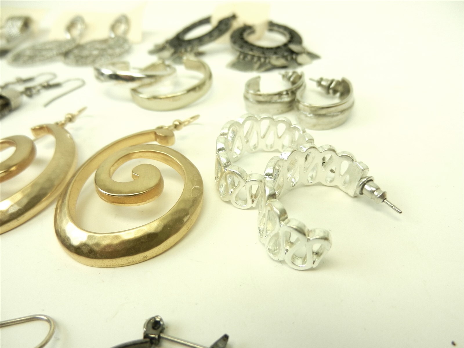 24 Pr Pierced Dangle Drop Hoop Earrings Assorted Colors Styles Silver Tone T74K