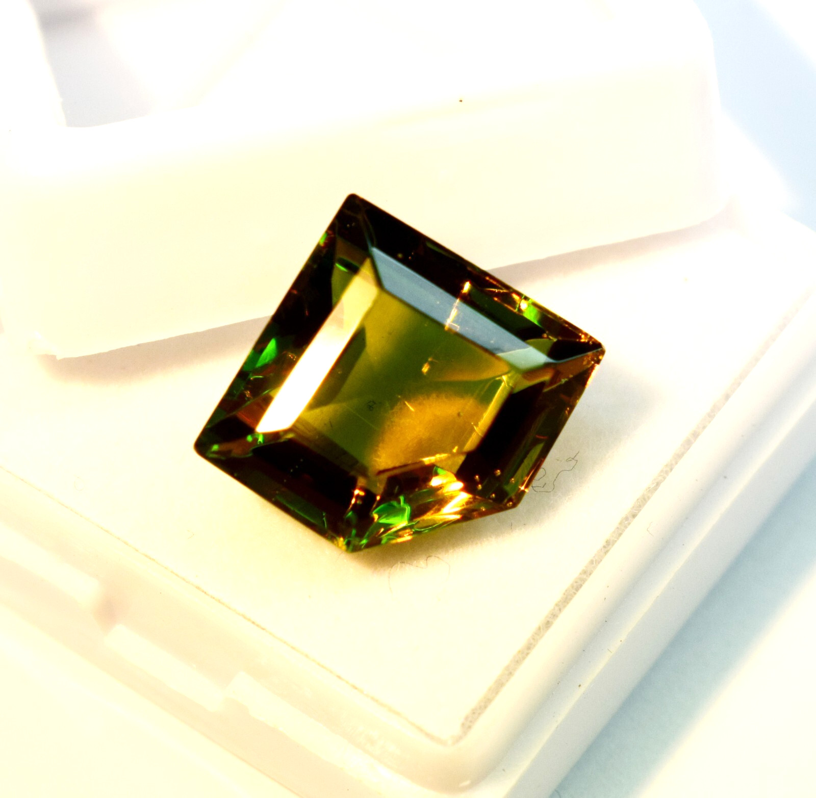 8 CT Color Changing Natural Alexandrite Certified Fancy Cut Loose Gemstone