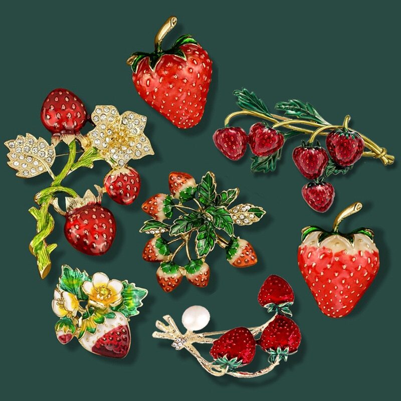 Fashion Women Strawberry Enamel Brooches Pins Exquisite Vintage Antique Jewelry