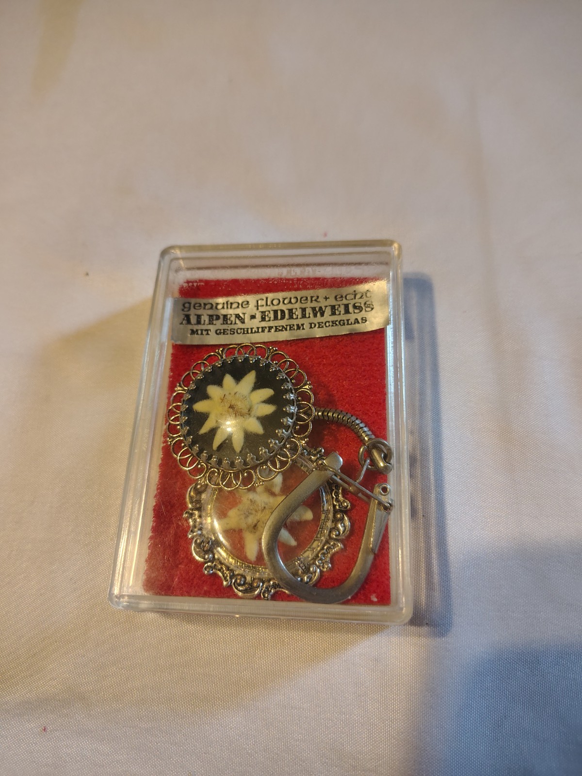 Vintage! Edelweiss Pressed Flower Brooch & Keychain Germany Souvenir