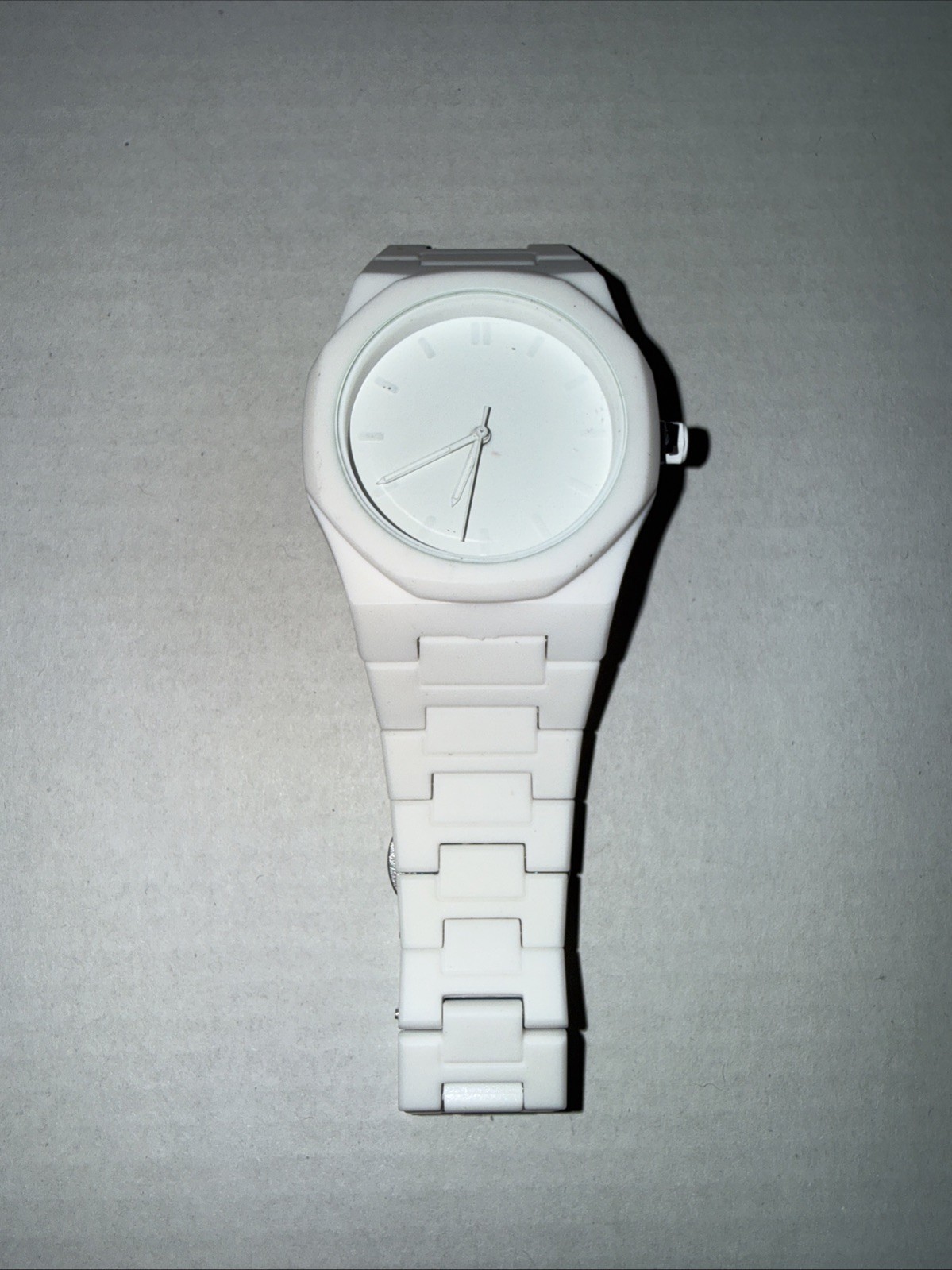NEW WhiteFashion Unisex Quartz Watch Silicone Wristband Minimalist Design Sports