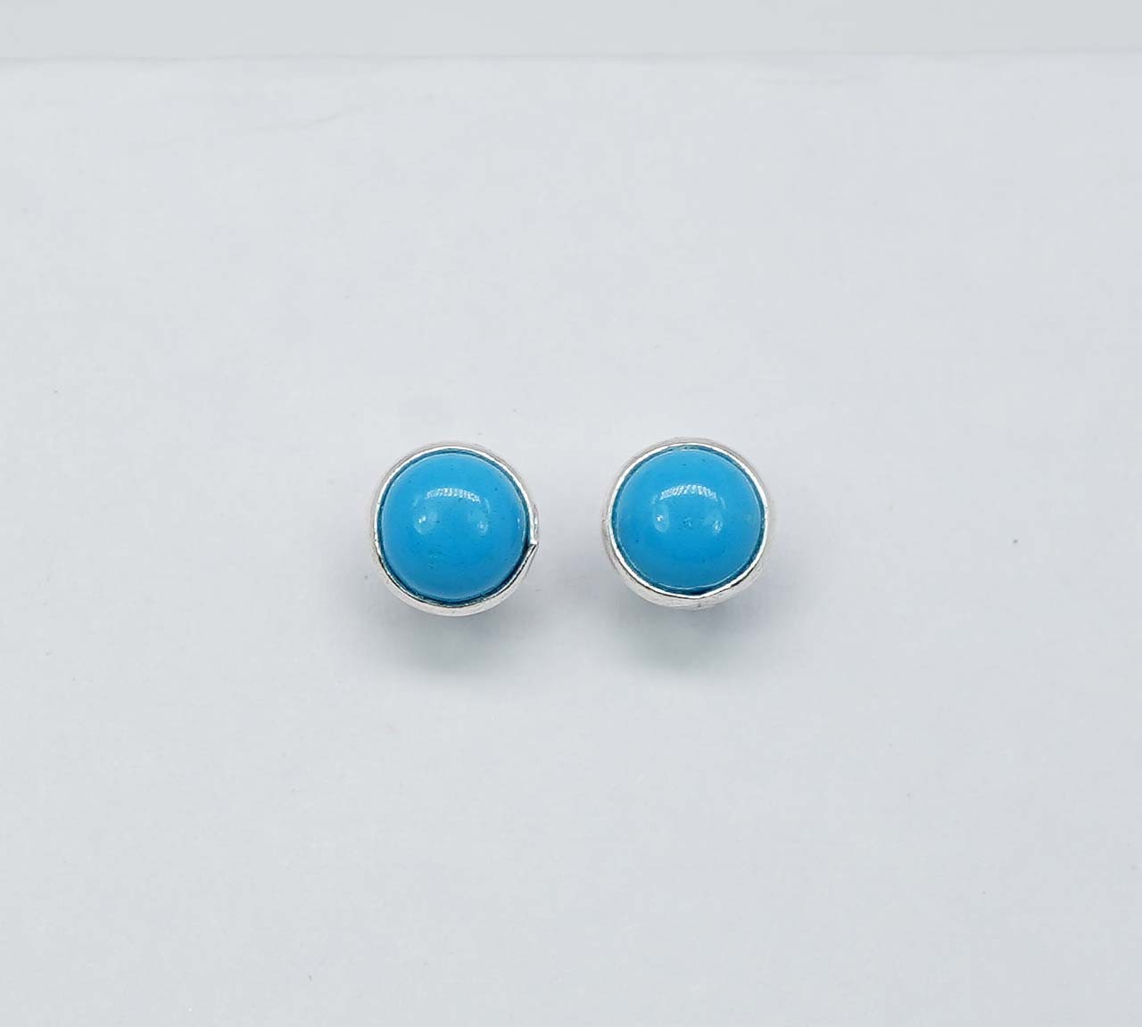 925 Solid Sterling Silver Sleeping Beauty Turquoise Round Shape Stud Earring