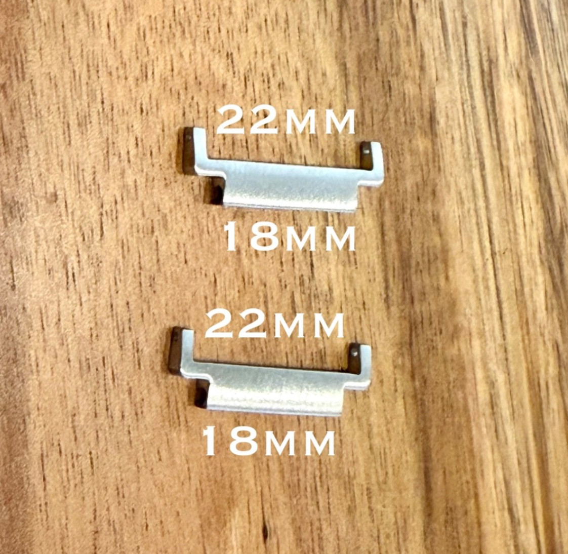 18mm to 22mm Watch Strap Adapter – Silver Lug Converters for Casio AE-1200WH