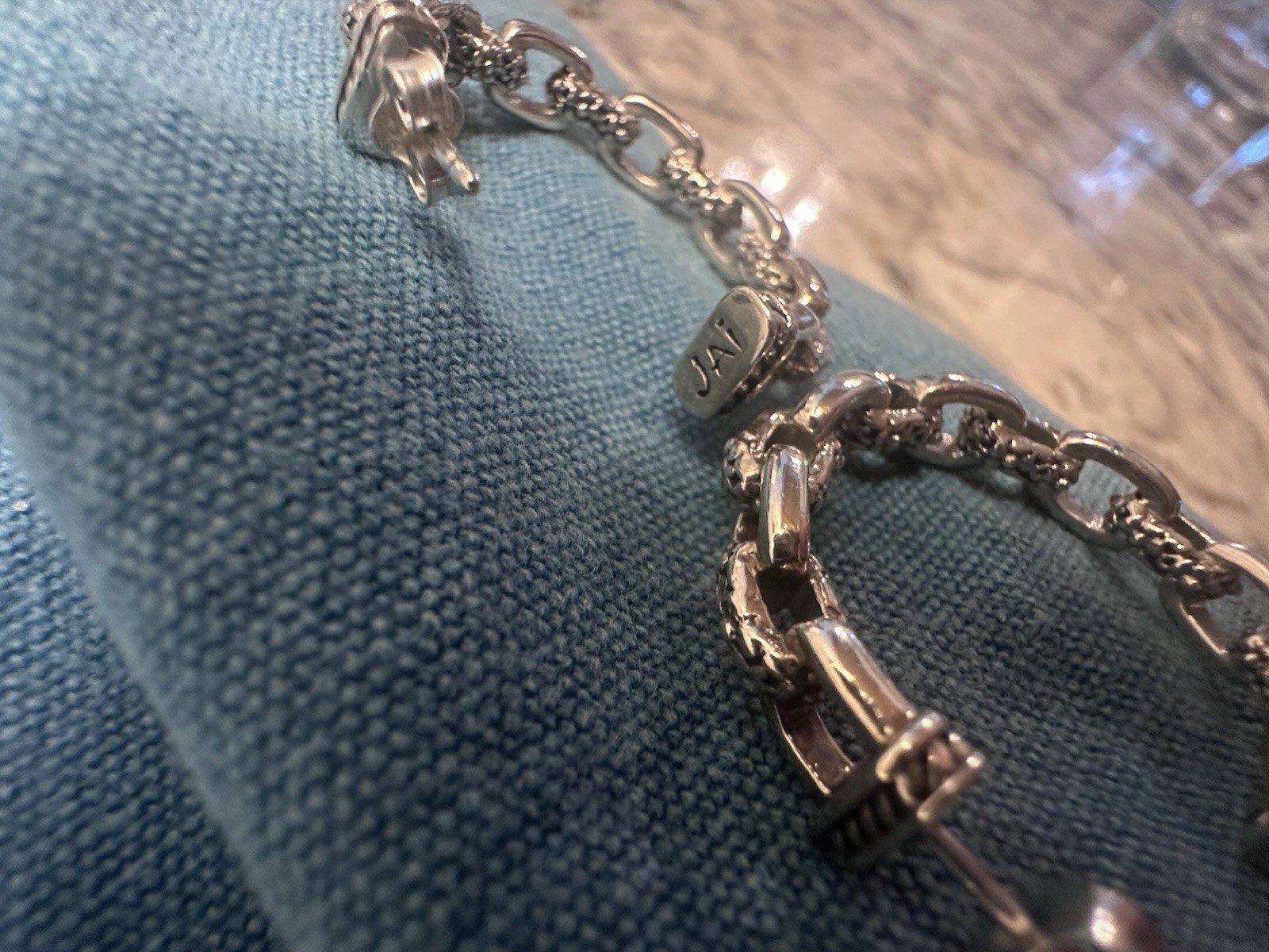 JAI Sterling Silver Link & Box Chain Hoop Earrings 1”