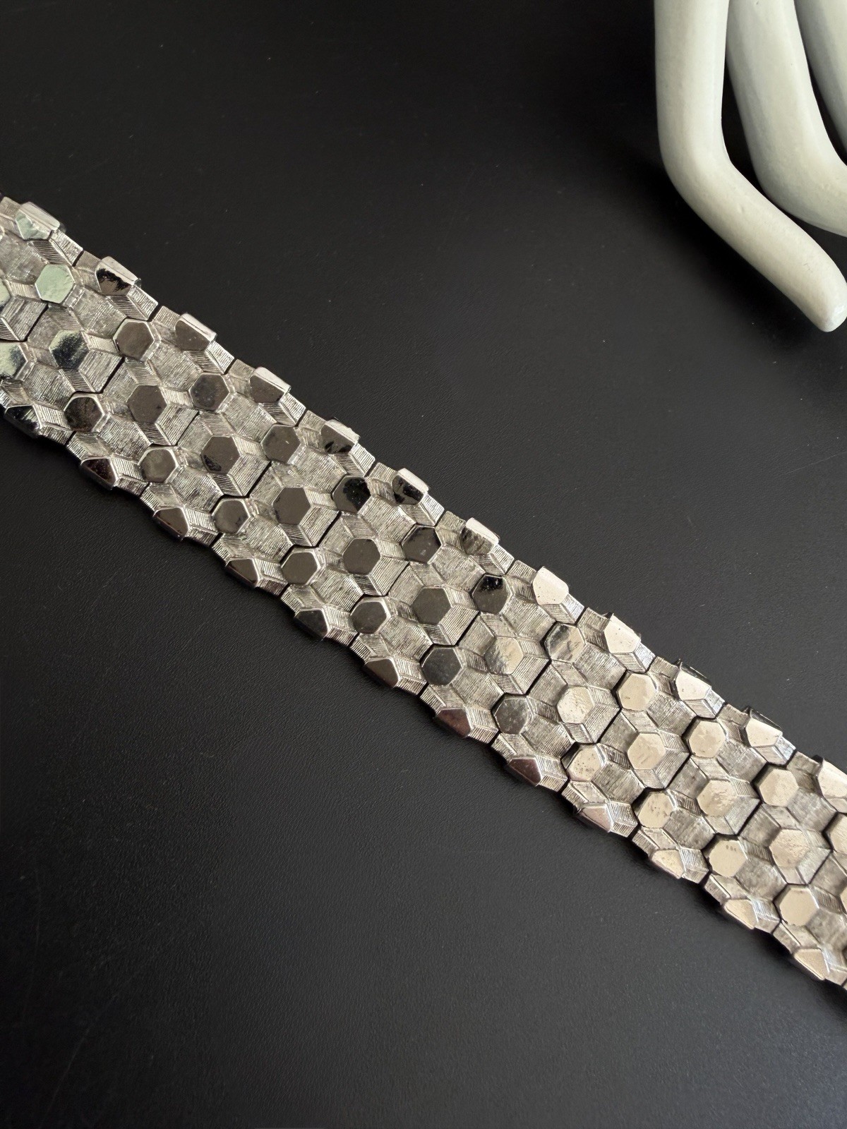 BOUCHER Signed 7804B Silver Hexagon Link Wide Gate Panel Bracelet Safety Chain 7