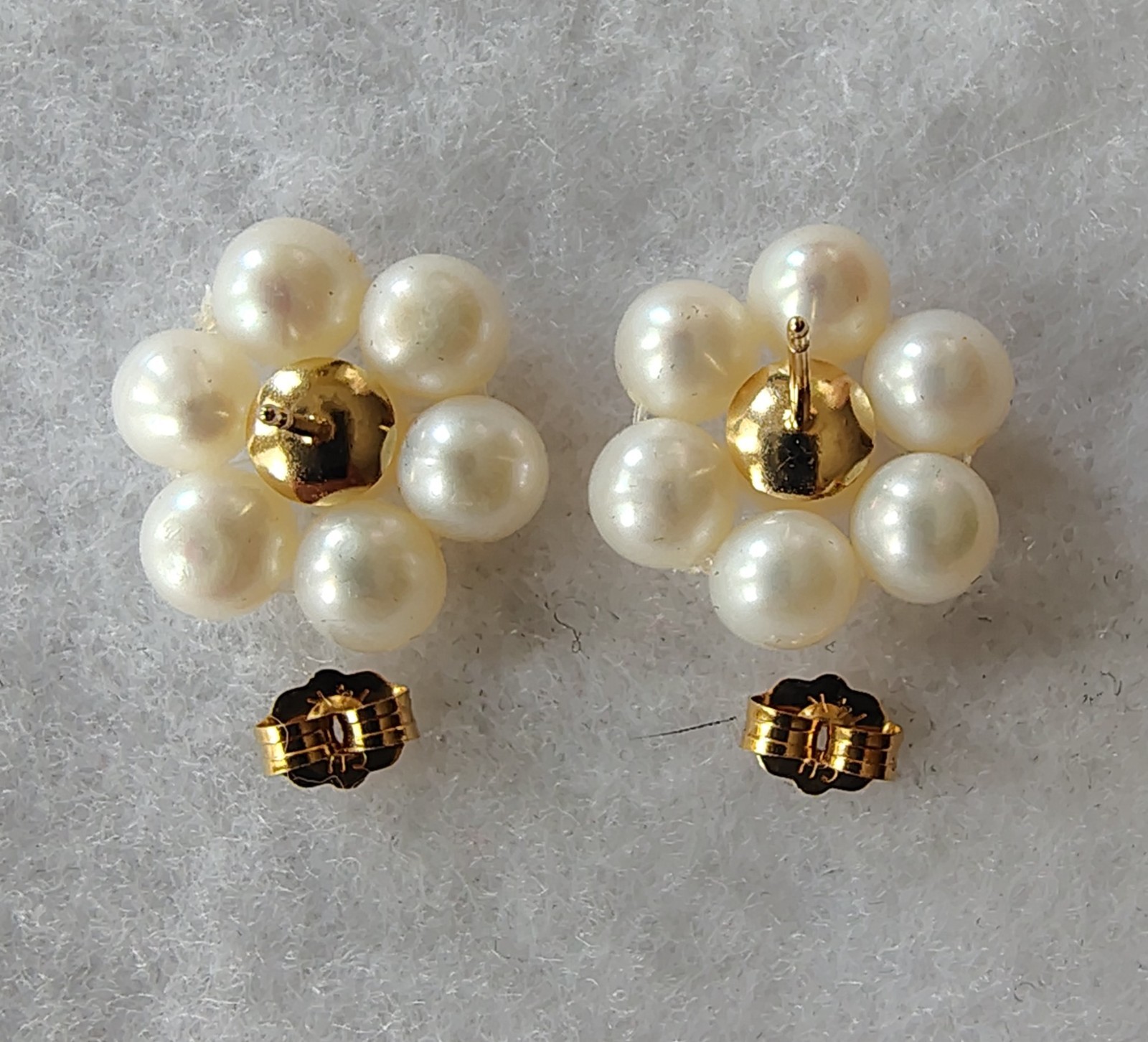 Ladies Freshwater Pearl Cluster Stud Earrings 14k Yellow Gold Post 5.5mm 5/8″