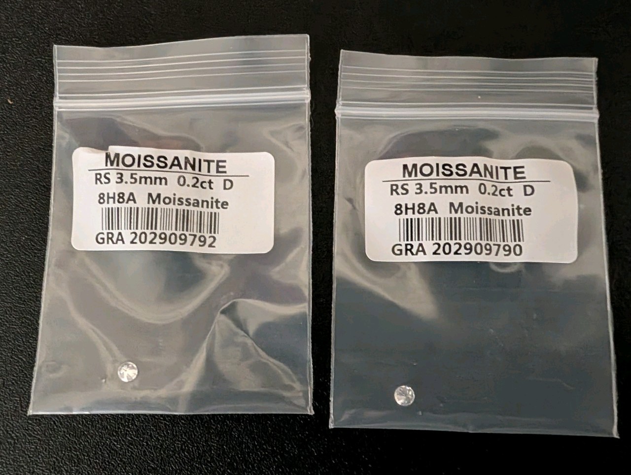 2pcs Round Lab-Created Moissanite 3.5mm 0.2ct White/Colorless GRA