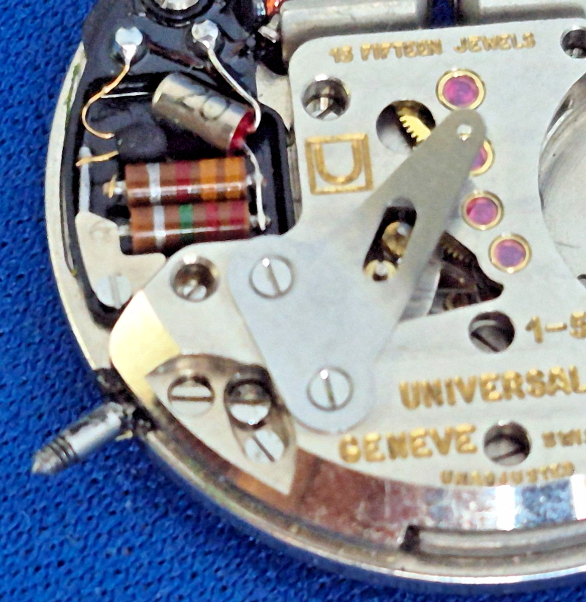 Universal Geneve Unisonic Movement 1-53 parts/repair; untested from a gold buyer
