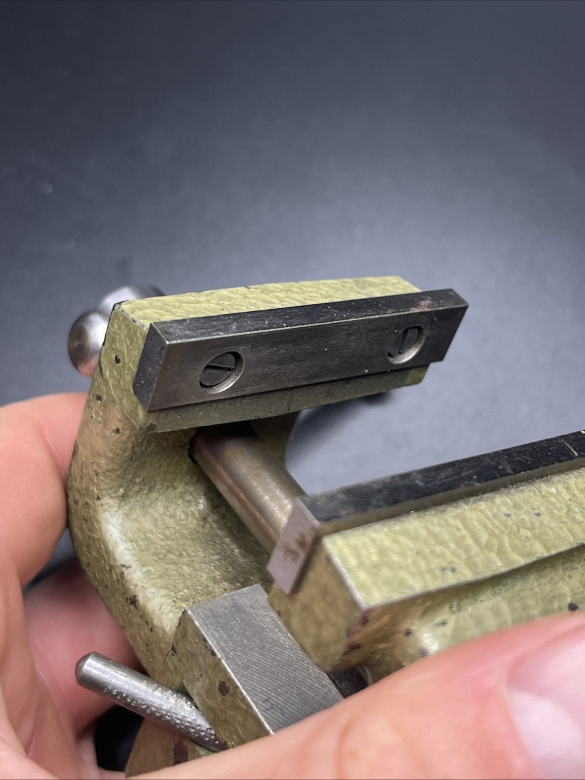 Bergeon 2021 Watchmakers Vise (017)