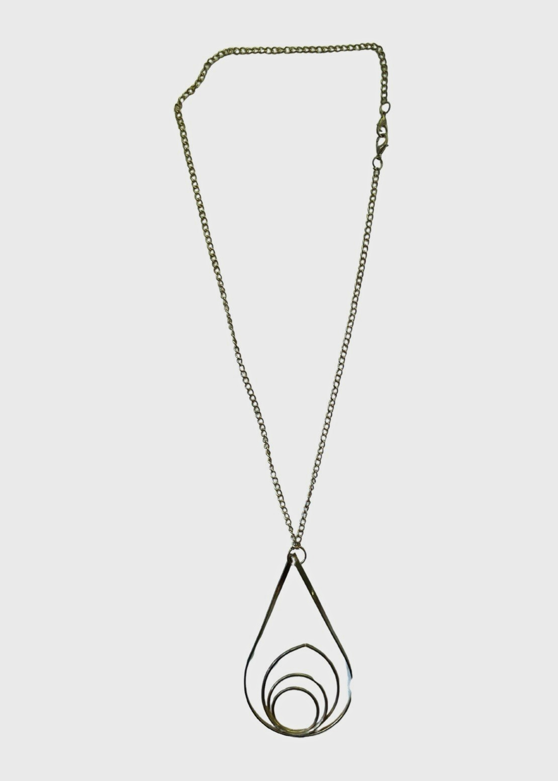 Silver Tone Teardrop Pendant Necklace Cable Chain Lobster Clasp No Stone
