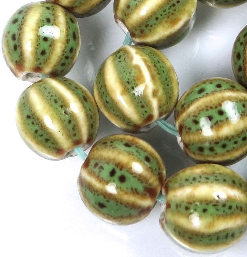 10 Green Beige Black Raku Porcelain Pumpkin Melon Corrugated Round Beads 10x11mm