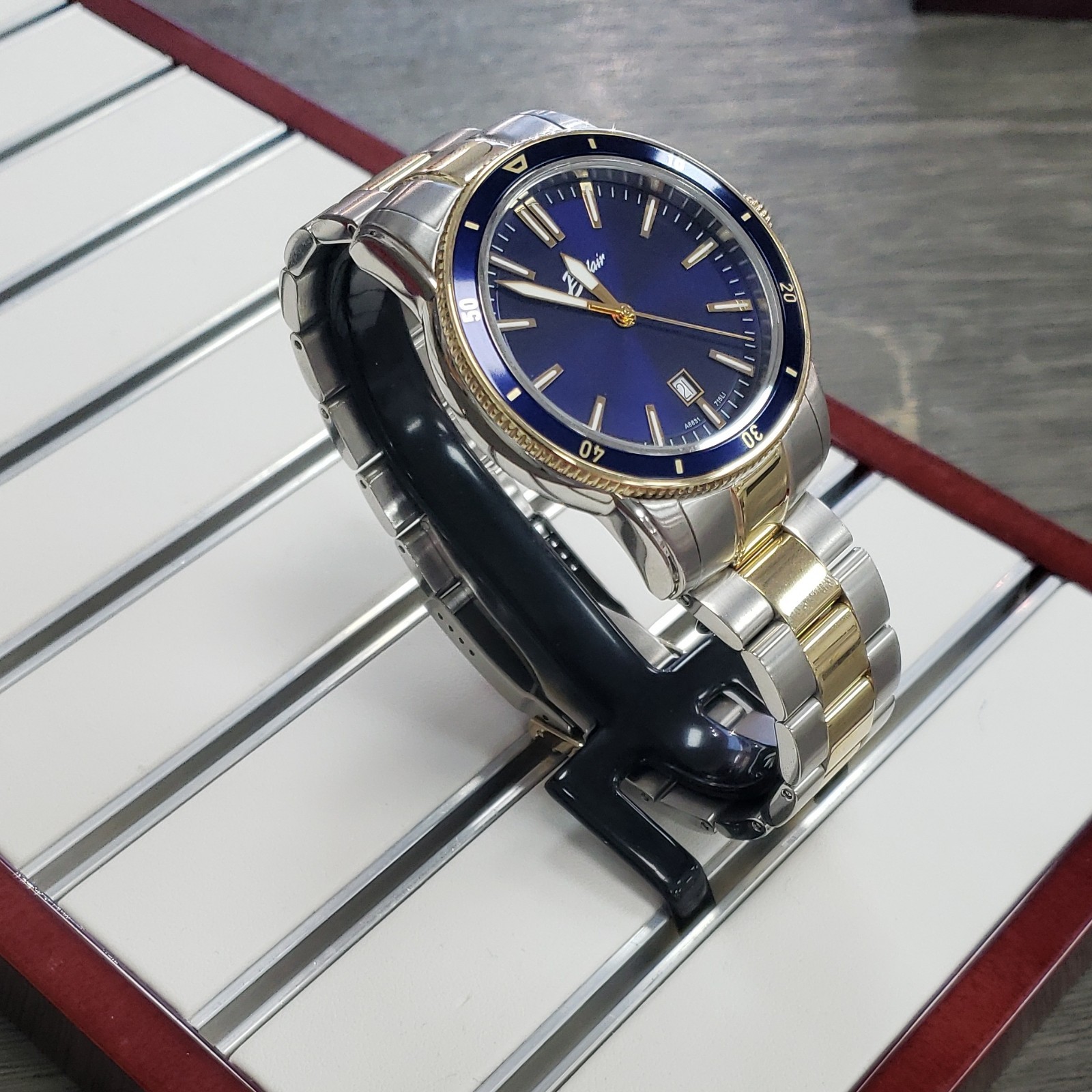 Belair Men’s Quartz Wristwatch Blue Dial