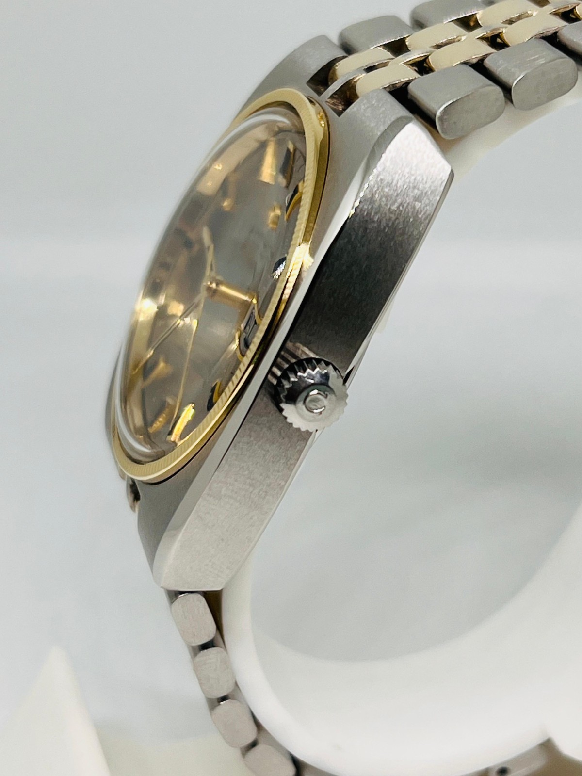 Vintage Omega Constellation Chronometer C-Shape Automatic Men’s Wristwatch