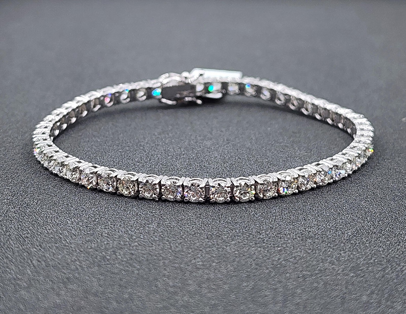 7.42 ct Diamond Tennis Bracelet