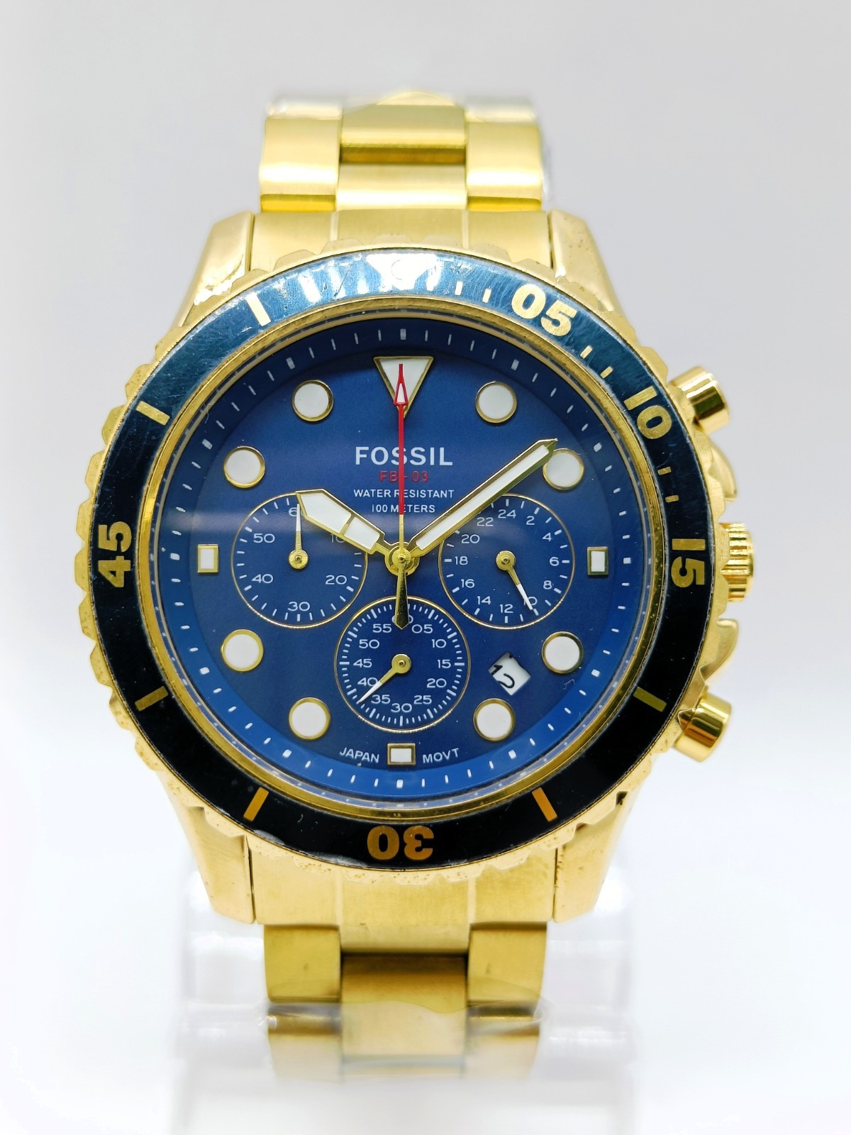 Awesome Fossil Chronograph Date Indicator Quartz Analog Men’s Wrist Watch