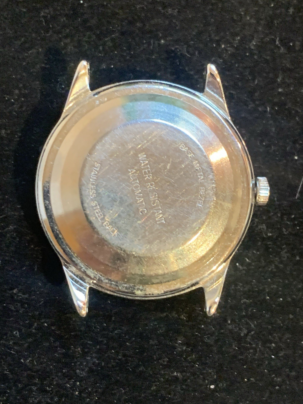 Vintage Timex Automatic Water Resistant Men’s Wristwatch With Date Running