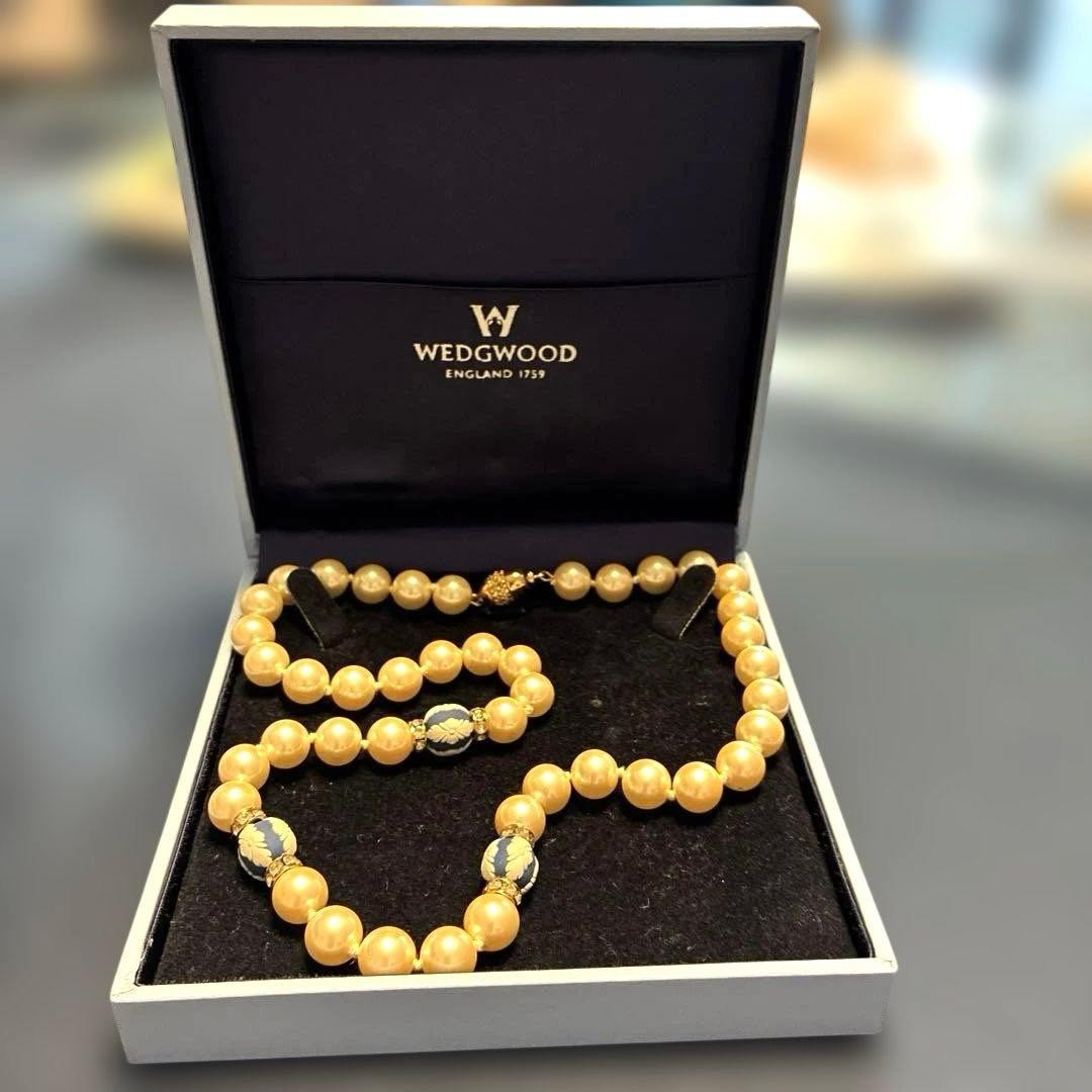 Pearl Necklace Jasper Used Not specified