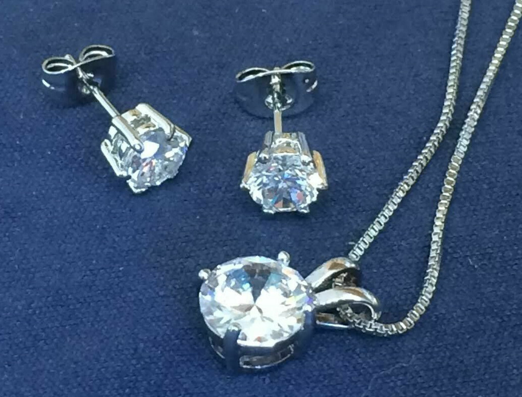 Pendant, Earring & Necklace 18k White Gold Plated 44cm Long 1mm Width