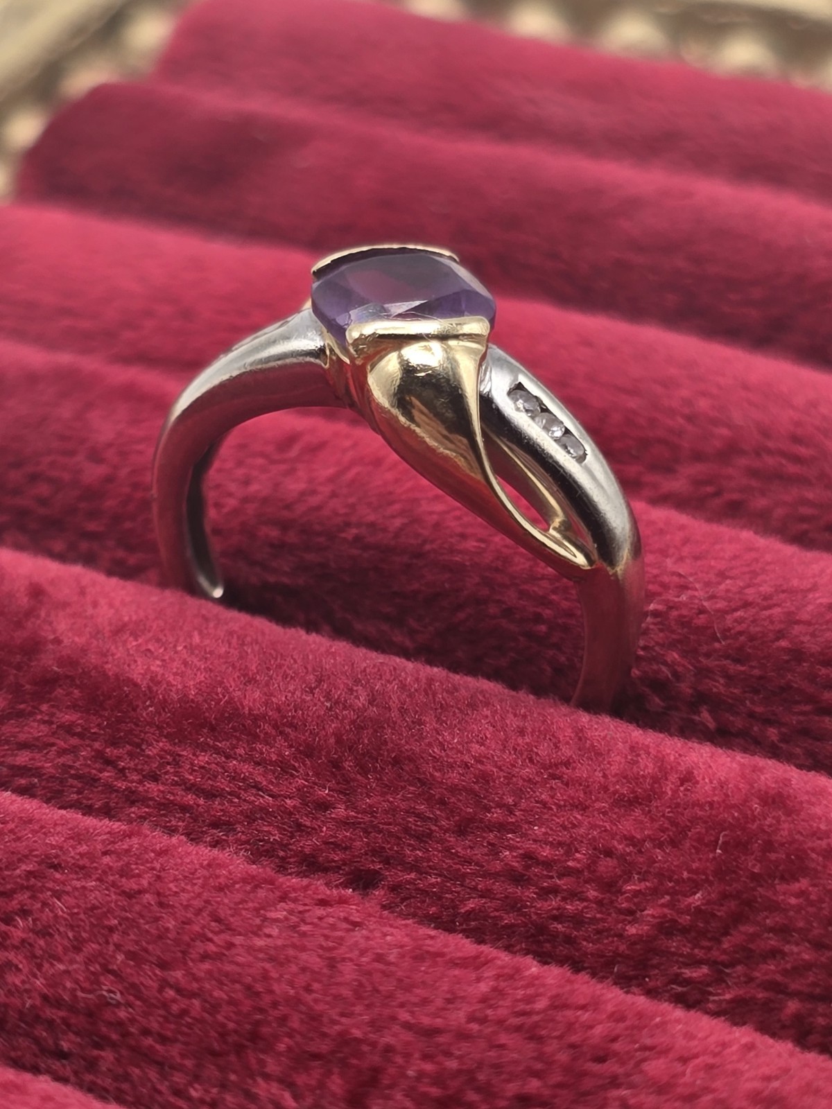 ​Solid 10K Two Tone Gold Amethyst Cushion Cut Diamond Accent Ring Size 5 2.60g
