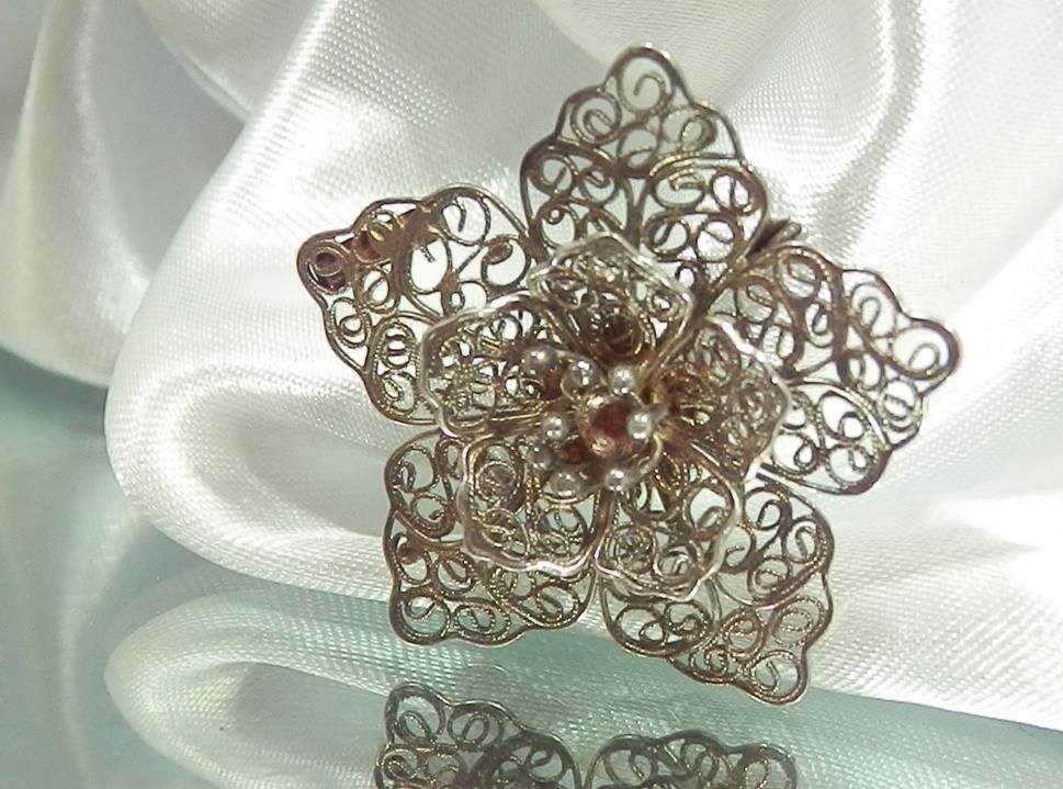 Wonderful 800 silver marked Filigree Ornate Flower Vintage 40’s Brooch 733ag2
