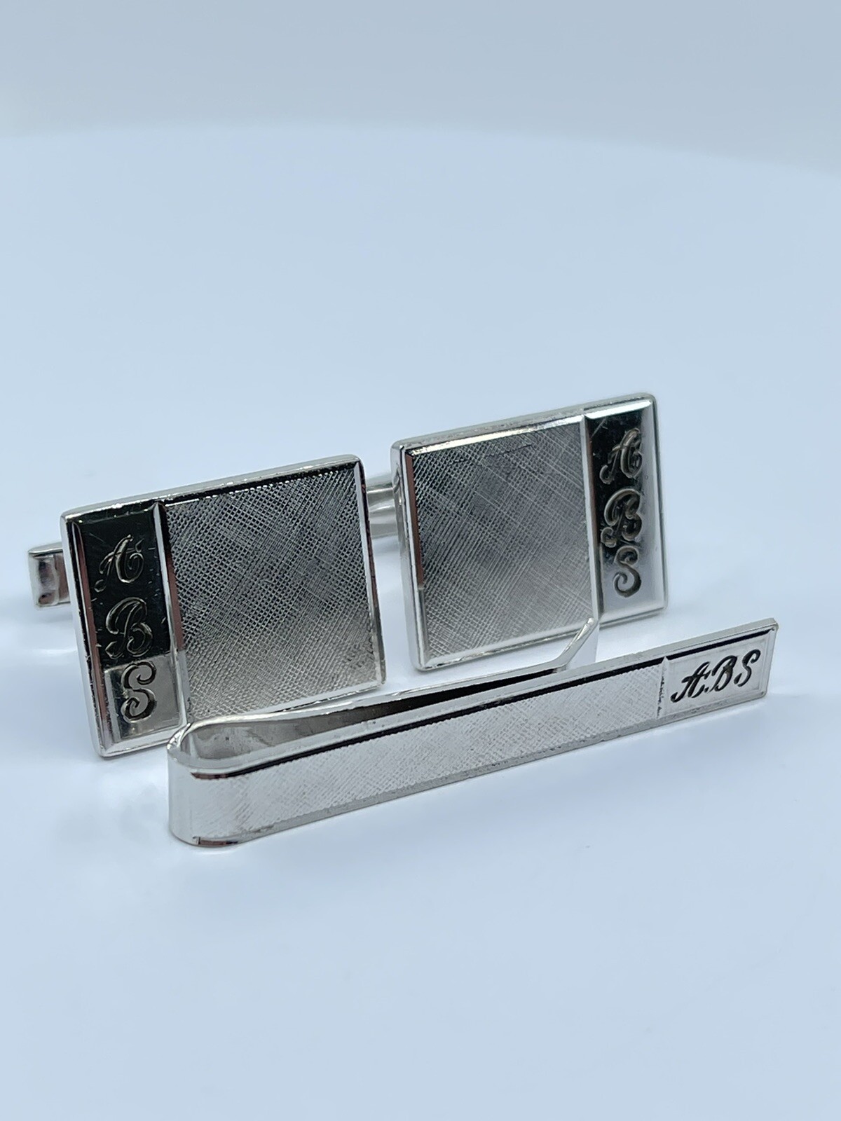 Arthur Anderson Monogram ABS cufflinks and tie clip set sterling 7/8″