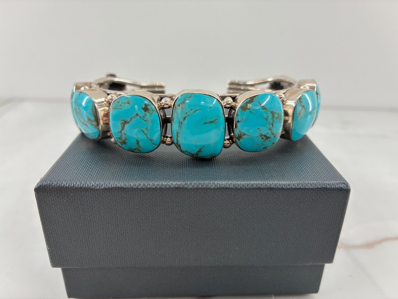 Chaco Canyon Kingman Turquoise 7 Stone Cuff Sterling Silver Bracelet Size 6.25in