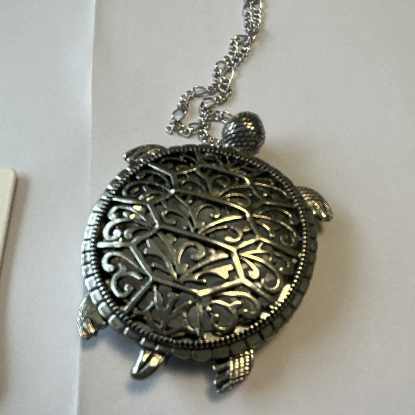 Redwood Silver Tone Turtle Magnifier Locket Pendant Necklace Lobster Clasp