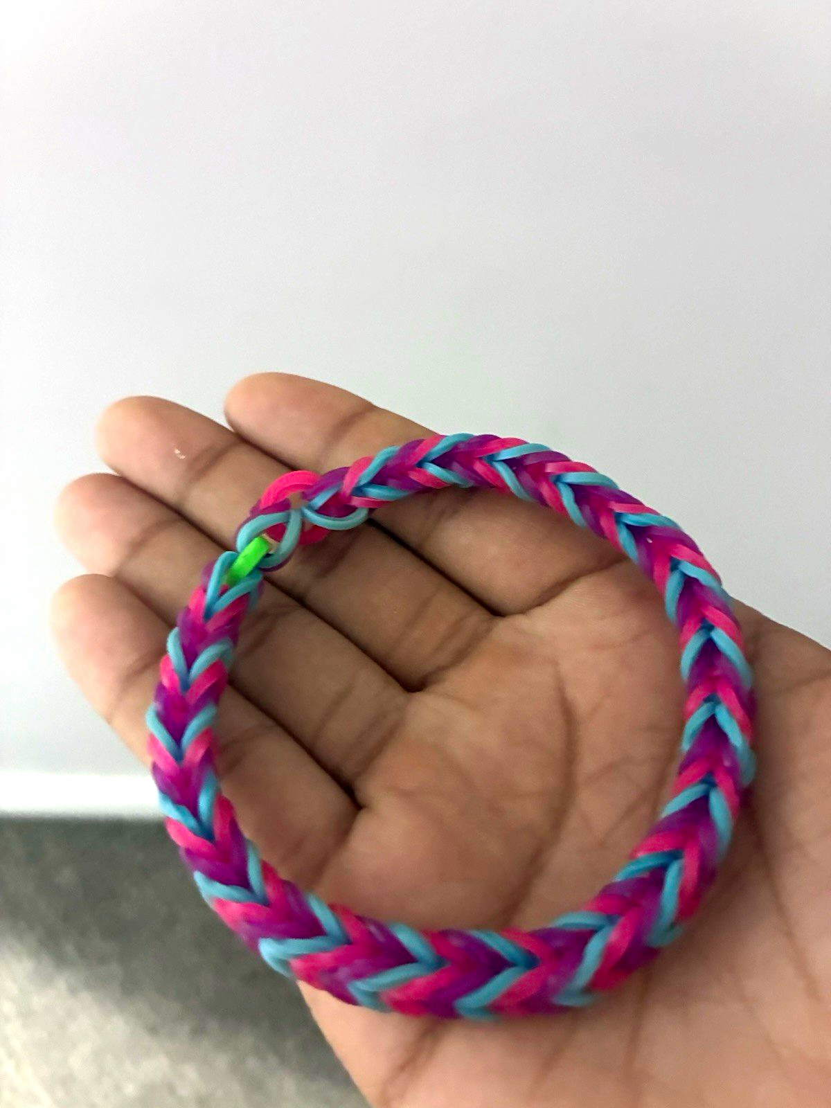 Hi I’m bracelet goats and I’m selling those for the price i can do right now