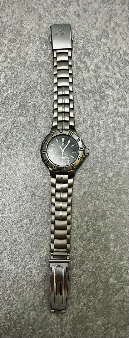Antique CITIZEN ATTESA Titanium Quartz Diver’s Watch (with defects)