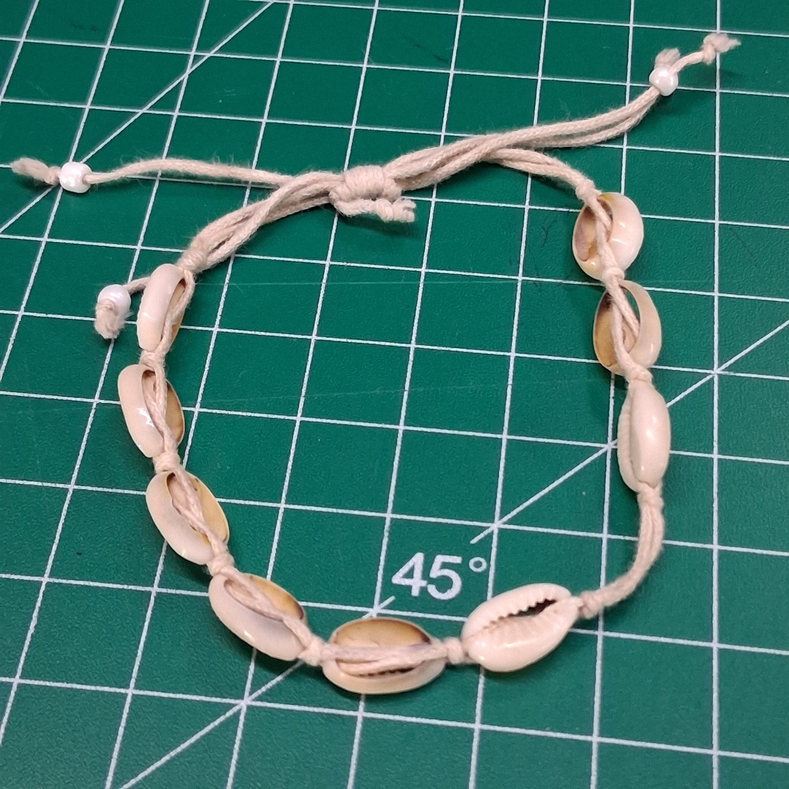 Vintage White Sea Shell Charm Adjustable Size Cotton Cord Bangle Bracelet