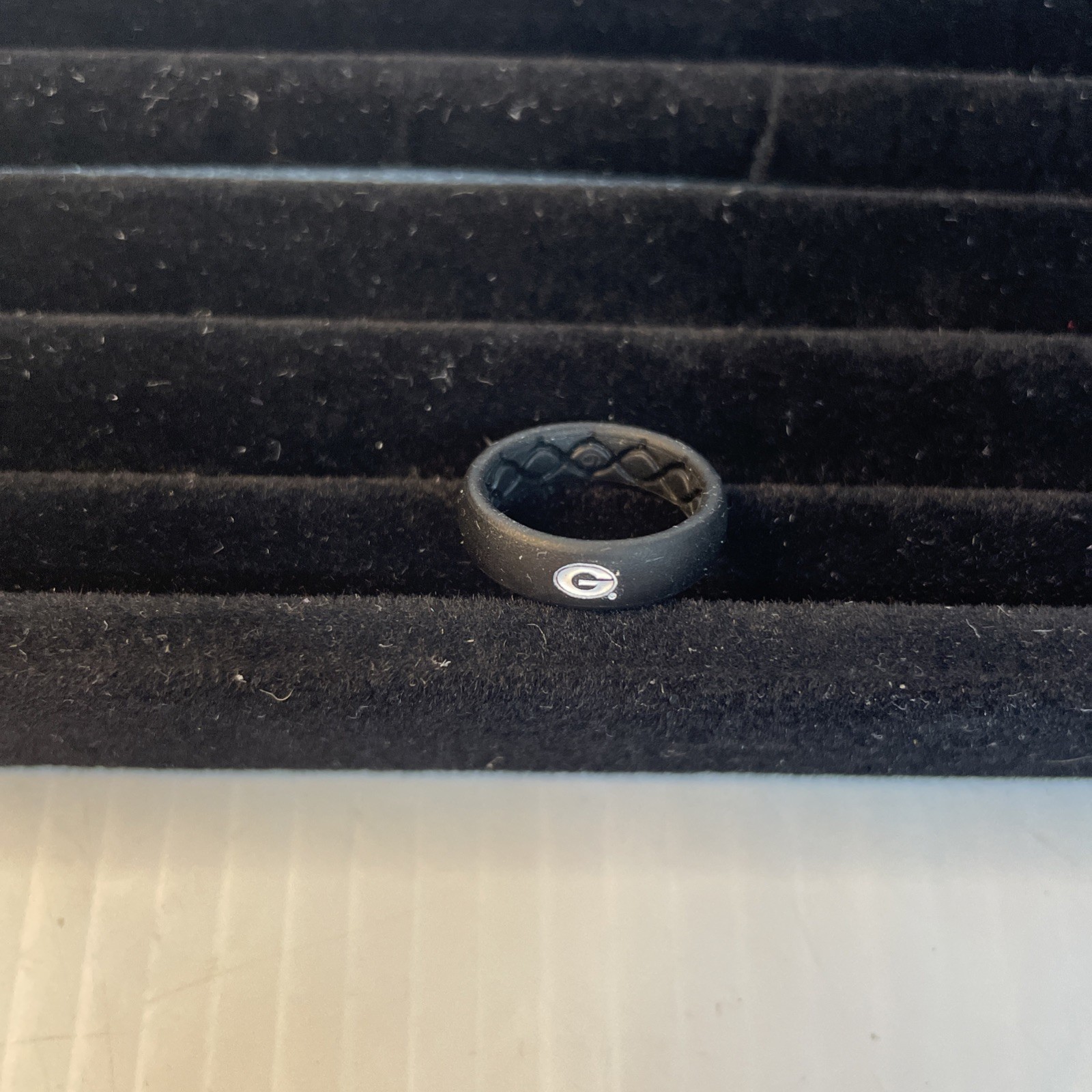 GROOVE LIFE RING SIZE 5 – SILICONE BAND RING – NEW With Box