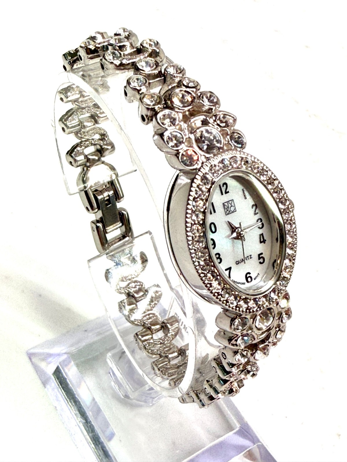 NY&C 25mm Formal – Mother of Pearl Dial Gemmed Bracelet and Case -New Battery-